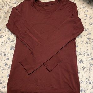 Lululemon maroon, long sleeve swiftly, relaxed - size 4